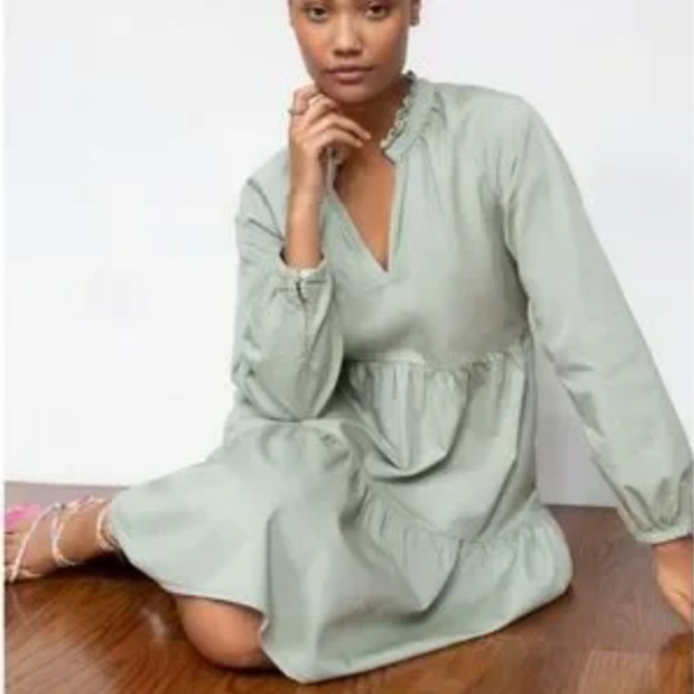 Sundry Tiered Panel Mini Dress Womens 1 Small Green Eucalyptus Long Sleeve VNeck - Picture 2 of 13
